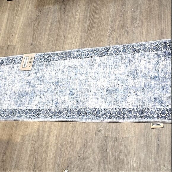 Hunter Machine Washable Accent Runner - Picture 6 of 7